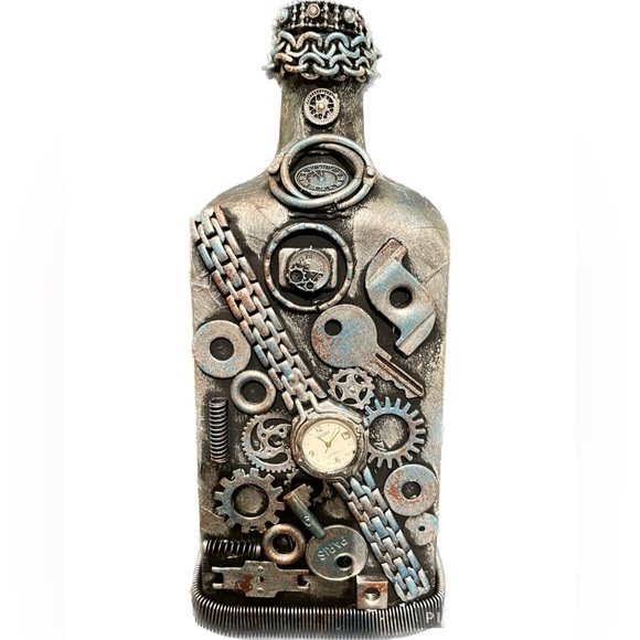 Steampunk bottle - Picture 1 of 1